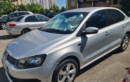 Volkswagen Polo VI (EU Market), 2013 год, 800 000 рублей, 6 фотография