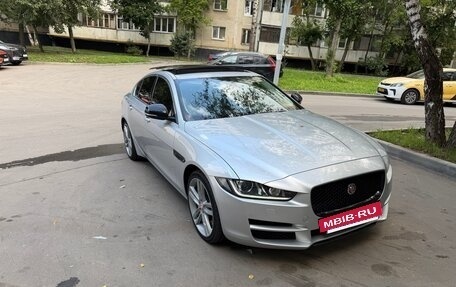 Jaguar XE I рестайлинг, 2018 год, 2 500 000 рублей, 6 фотография