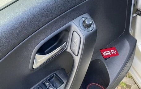 Volkswagen Polo VI (EU Market), 2013 год, 800 000 рублей, 8 фотография