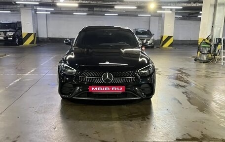 Mercedes-Benz E-Класс, 2021 год, 3 700 000 рублей, 2 фотография