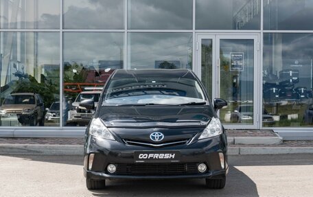 Toyota Prius Alpha I (ZVW40/41), 2014 год, 1 060 000 рублей, 3 фотография