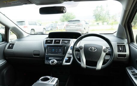 Toyota Prius Alpha I (ZVW40/41), 2014 год, 1 060 000 рублей, 11 фотография