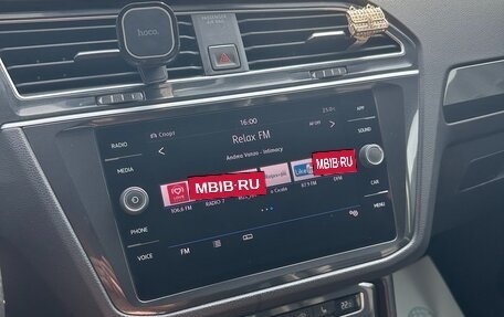 Volkswagen Tiguan II, 2018 год, 2 400 000 рублей, 6 фотография