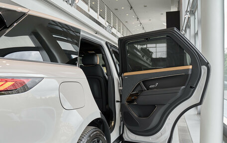 Land Rover Range Rover Sport, 2026 год, 18 700 000 рублей, 30 фотография