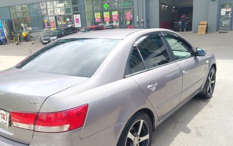 Hyundai Sonata VI, 2006 год, 590 000 рублей, 5 фотография