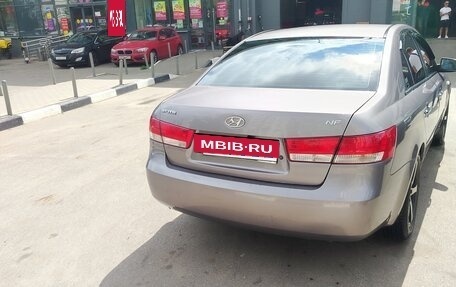Hyundai Sonata VI, 2006 год, 590 000 рублей, 6 фотография