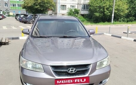 Hyundai Sonata VI, 2006 год, 590 000 рублей, 3 фотография