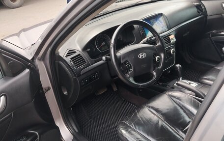 Hyundai Sonata VI, 2006 год, 590 000 рублей, 10 фотография