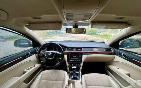 Skoda Superb III рестайлинг, 2012 год, 1 100 000 рублей, 8 фотография