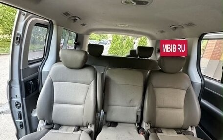 Hyundai Grand Starex Grand Starex I рестайлинг 2, 2011 год, 740 000 рублей, 8 фотография