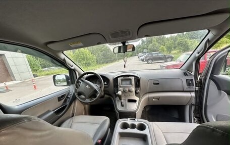 Hyundai Grand Starex Grand Starex I рестайлинг 2, 2011 год, 740 000 рублей, 16 фотография