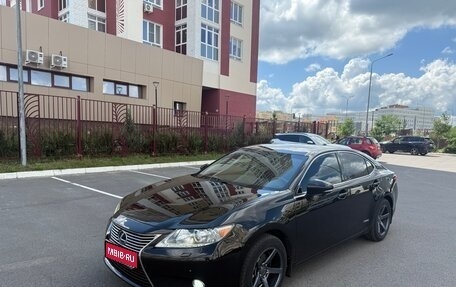 Lexus ES VII, 2012 год, 2 000 000 рублей, 1 фотография