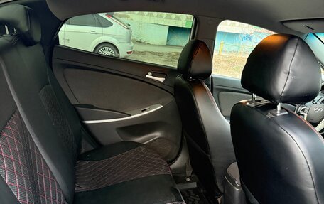 Hyundai Solaris II рестайлинг, 2012 год, 750 000 рублей, 1 фотография