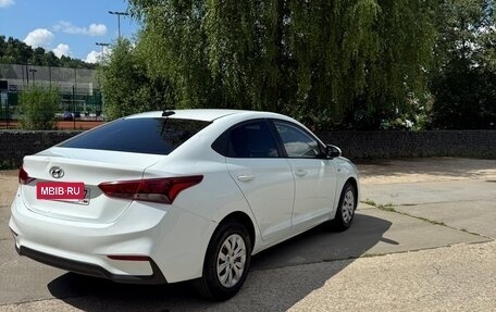 Hyundai Solaris II рестайлинг, 2018 год, 850 000 рублей, 10 фотография