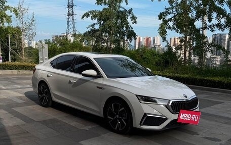 Skoda Octavia IV, 2022 год, 1 820 900 рублей, 2 фотография