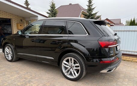 Audi Q7, 2023 год, 8 050 000 рублей, 3 фотография