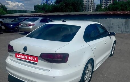 Volkswagen Jetta VI, 2018 год, 1 410 000 рублей, 3 фотография