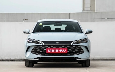 BYD Qin, 2026 год, 1 800 000 рублей, 2 фотография
