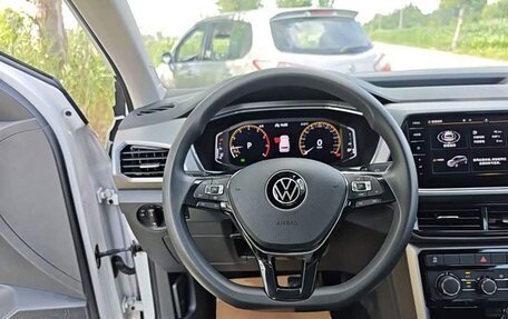 Volkswagen T-Cross I, 2022 год, 1 350 000 рублей, 6 фотография