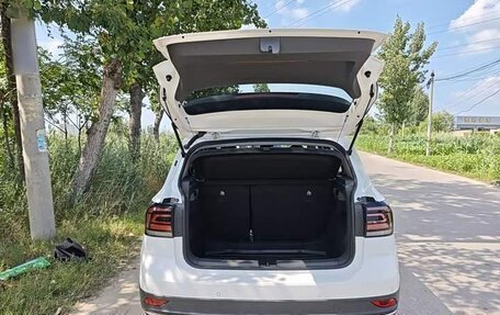 Volkswagen T-Cross I, 2022 год, 1 350 000 рублей, 11 фотография
