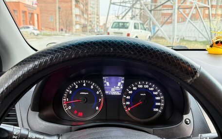 Hyundai Solaris II рестайлинг, 2012 год, 750 000 рублей, 5 фотография