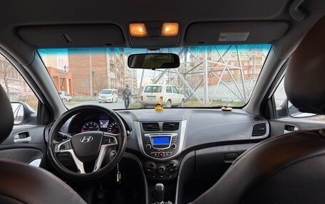 Hyundai Solaris II рестайлинг, 2012 год, 750 000 рублей, 10 фотография
