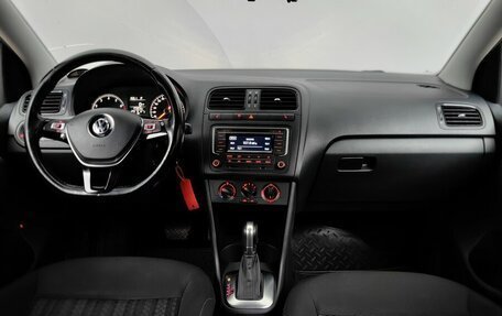 Volkswagen Polo VI (EU Market), 2016 год, 888 000 рублей, 12 фотография