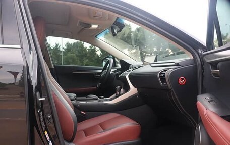 Lexus NX I, 2018 год, 2 350 000 рублей, 5 фотография