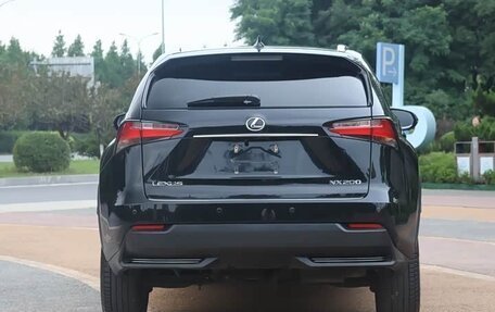 Lexus NX I, 2018 год, 2 350 000 рублей, 7 фотография