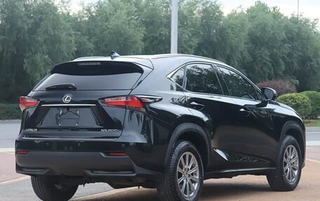 Lexus NX I, 2018 год, 2 350 000 рублей, 8 фотография