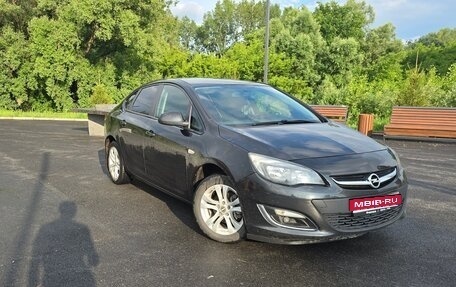 Opel Astra J, 2013 год, 699 000 рублей, 1 фотография