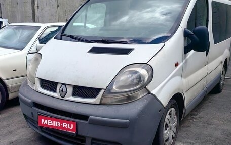 Renault Trafic, 2003 год, 649 000 рублей, 1 фотография