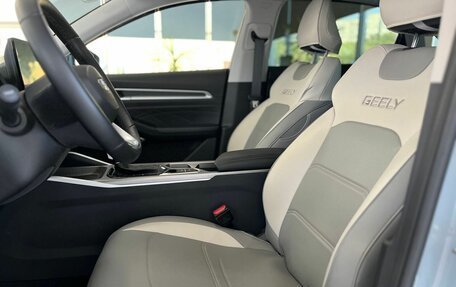 Geely Emgrand, 2024 год, 1 799 000 рублей, 24 фотография