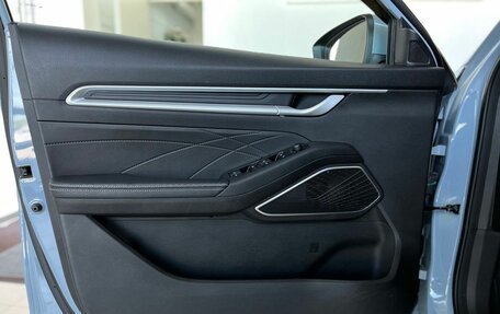 Geely Emgrand, 2024 год, 1 799 000 рублей, 26 фотография