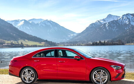 Mercedes-Benz CLA, 2019 год, 2 550 000 рублей, 2 фотография