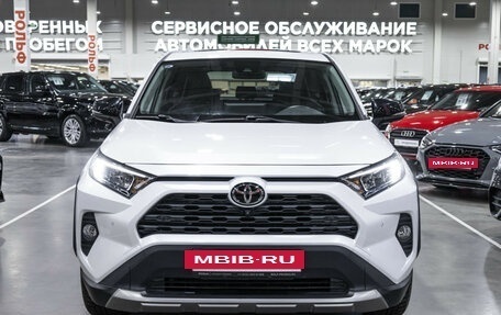 Toyota RAV4, 2022 год, 3 499 000 рублей, 7 фотография
