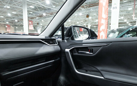 Toyota RAV4, 2022 год, 3 499 000 рублей, 28 фотография