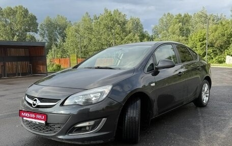 Opel Astra J, 2013 год, 699 000 рублей, 3 фотография