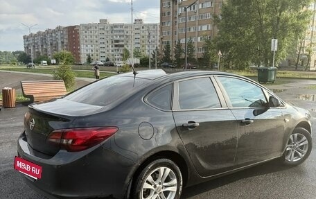 Opel Astra J, 2013 год, 699 000 рублей, 4 фотография