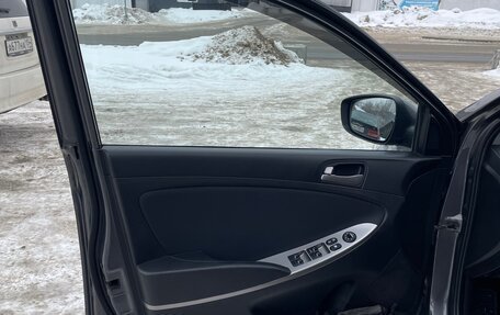 Hyundai Solaris II рестайлинг, 2016 год, 1 250 000 рублей, 18 фотография