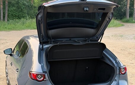 Mazda 3, 2019 год, 1 700 000 рублей, 17 фотография
