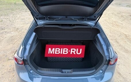 Mazda 3, 2019 год, 1 700 000 рублей, 20 фотография