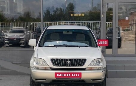 Toyota Harrier, 1999 год, 900 000 рублей, 2 фотография