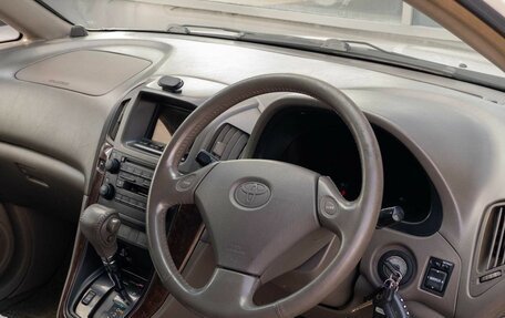 Toyota Harrier, 1999 год, 900 000 рублей, 11 фотография