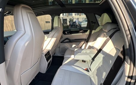 Porsche Cayenne III, 2020 год, 8 990 000 рублей, 7 фотография