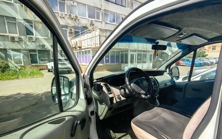 Renault Trafic, 2003 год, 649 000 рублей, 12 фотография