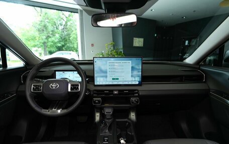 Toyota RAV4, 2026 год, 4 499 000 рублей, 6 фотография