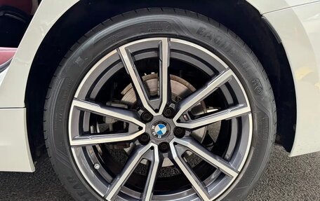 BMW 3 серия, 2022 год, 3 110 000 рублей, 21 фотография