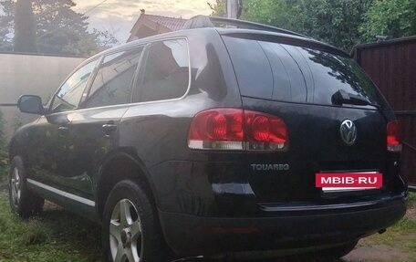 Volkswagen Touareg III, 2004 год, 1 000 050 рублей, 2 фотография