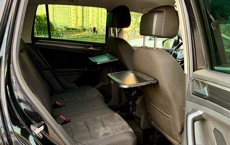 Volkswagen Tiguan II, 2017 год, 2 580 000 рублей, 11 фотография
